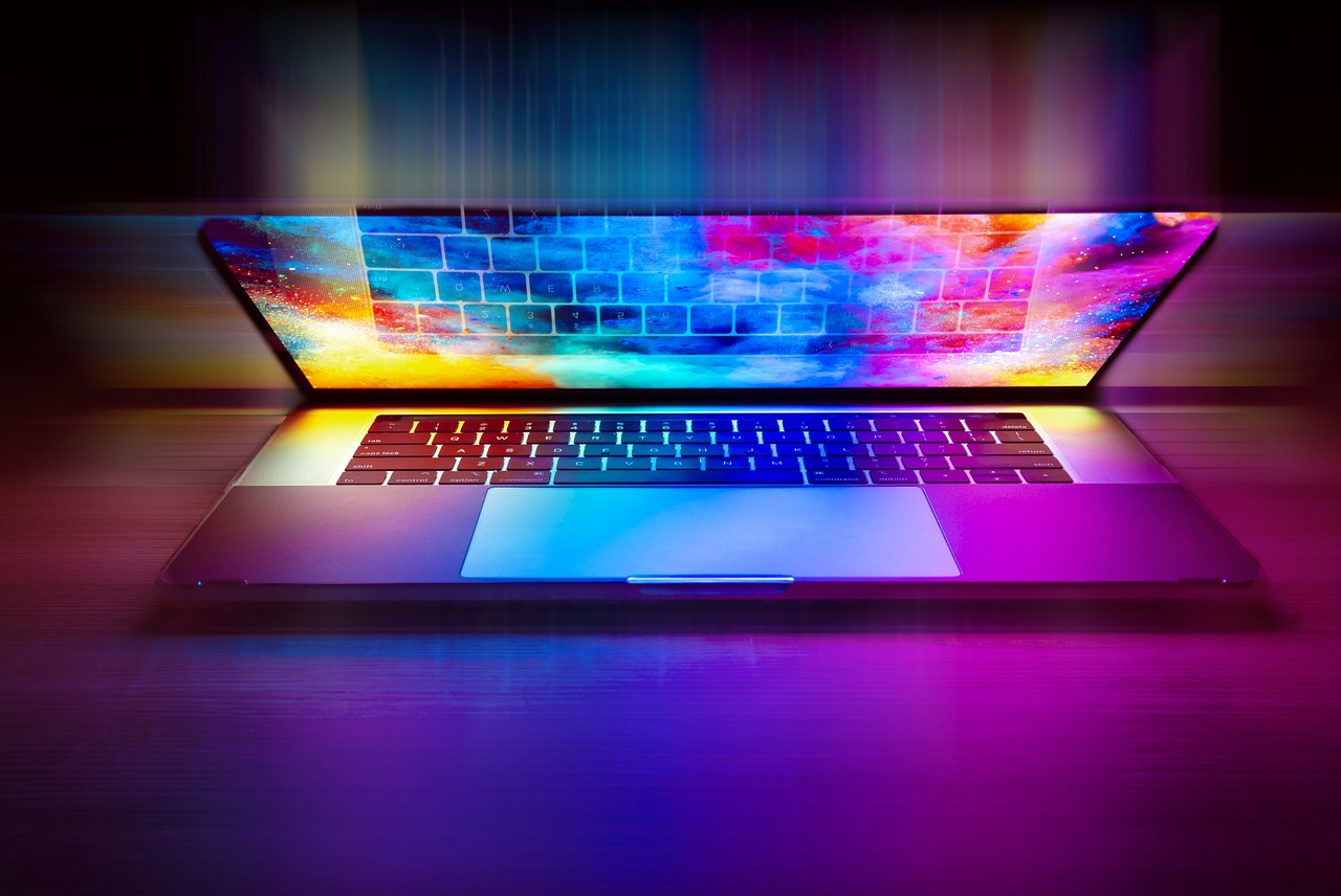 Exploring Military Applications of Quantum Computing
